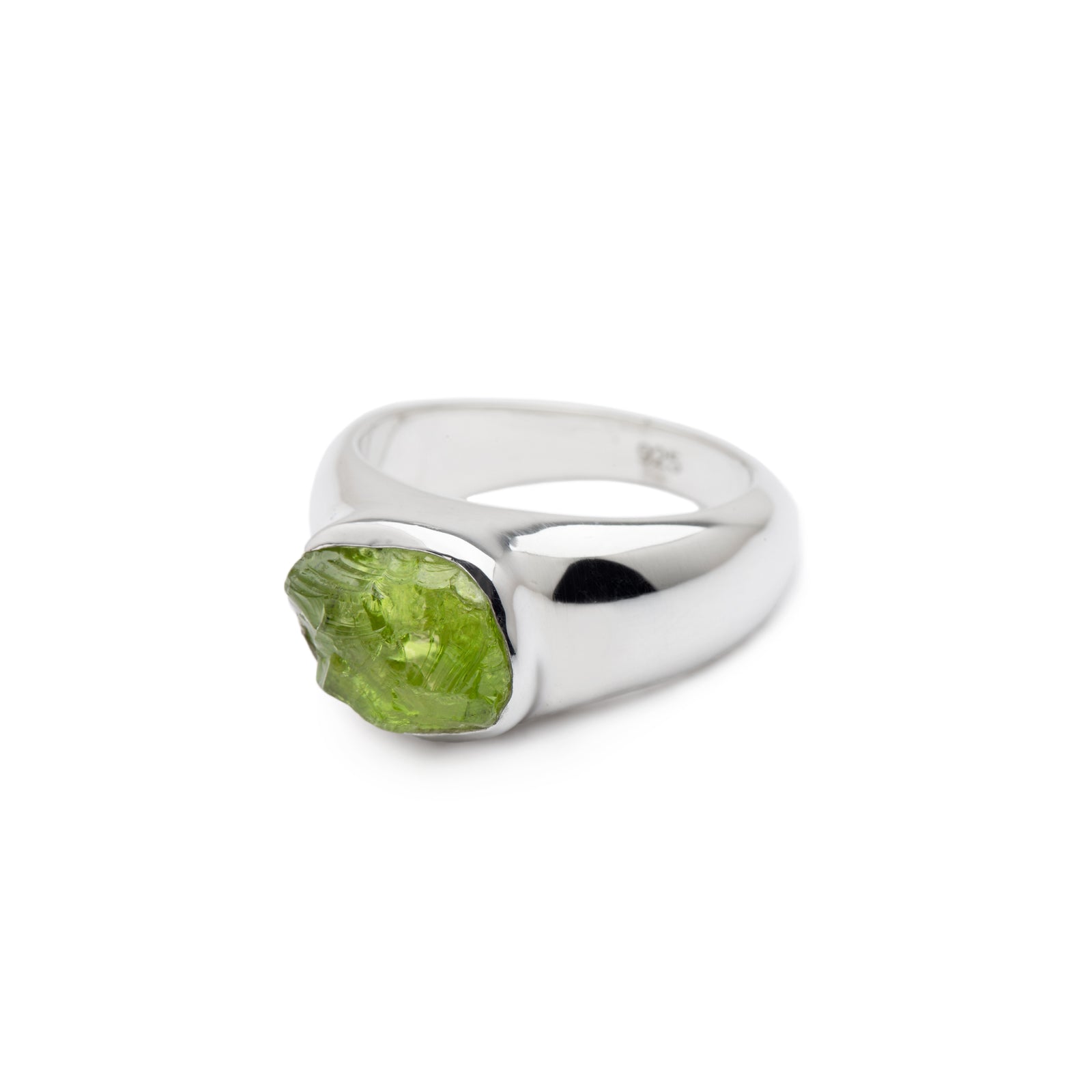 The ANIMA Ring Peridot
