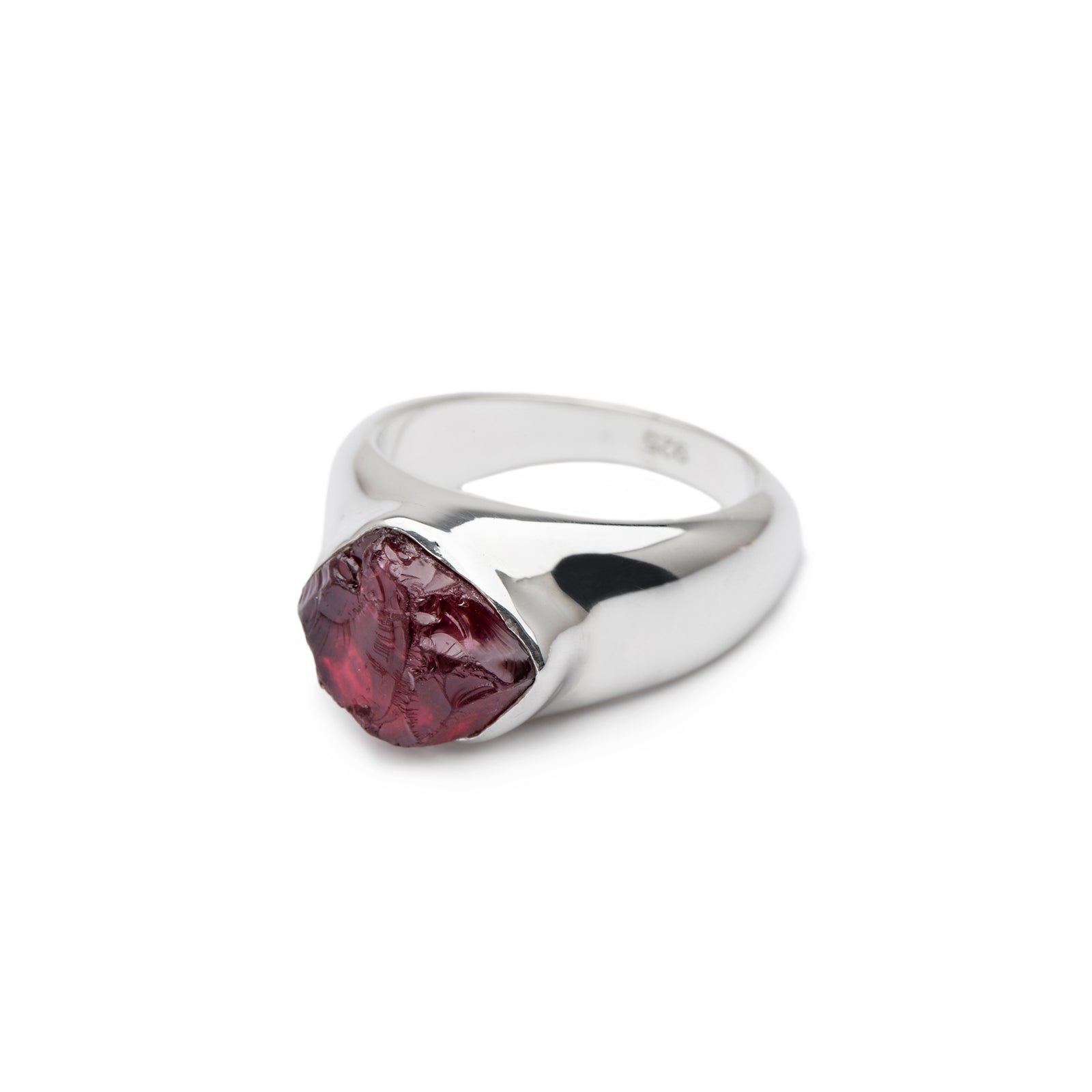 The ANIMA Ring Rhodolite Garnet