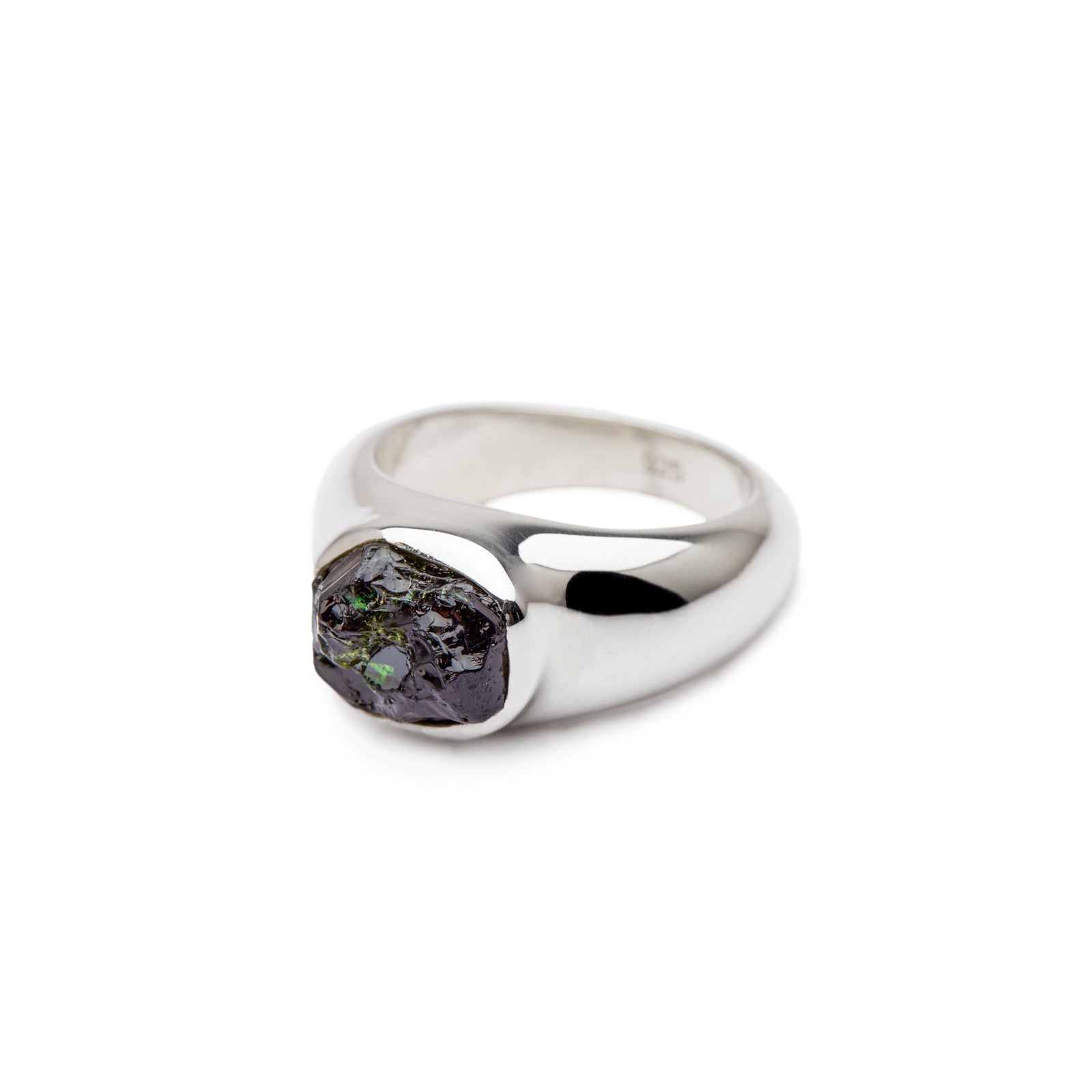 The ANIMA Ring Chrome Tourmaline